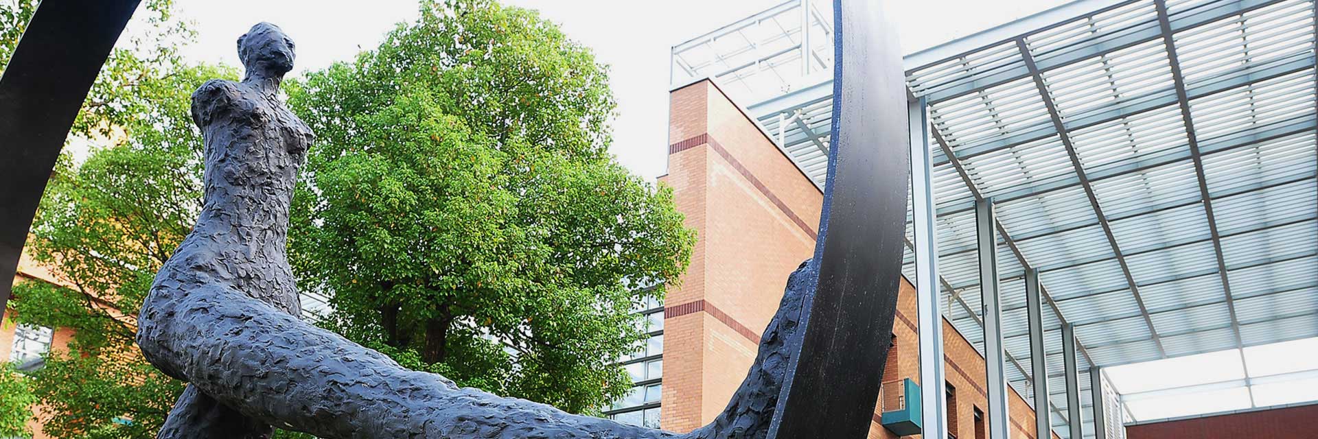 包玉刚实验学校校园实景