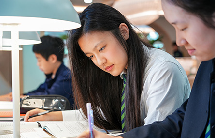 包玉刚实验学校校园实景